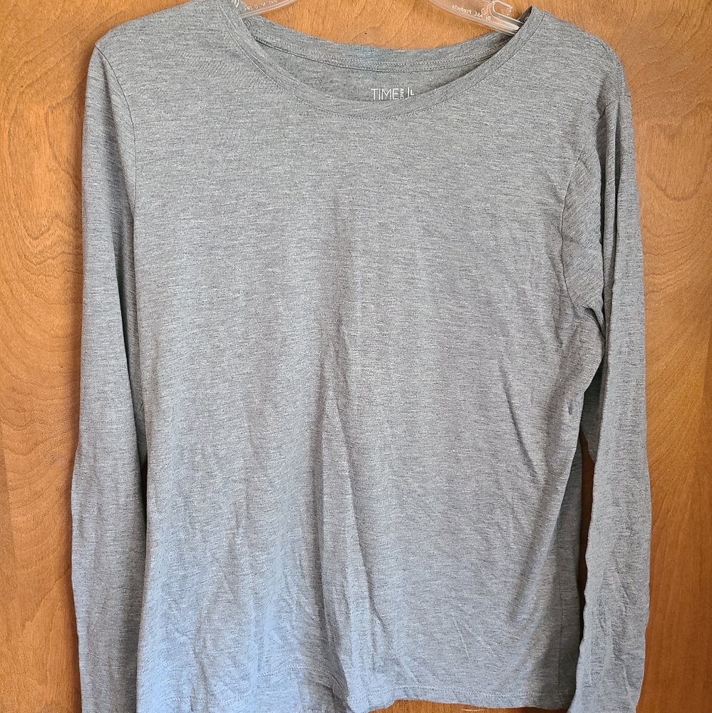🌟 4/$20 Time and Tru Long Sleeve Shirt